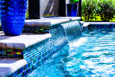 Inspiration for a tropical pool remodel in Tampa