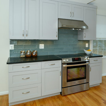 SMALL AMISSVILLE COLONIAL KITCHEN RENOVATION