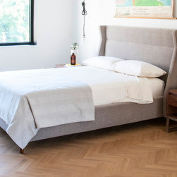 Gus* Modern - Gus* Modern | Carmichael Bed - Platform Beds