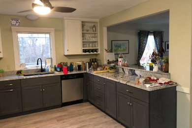 Example of a transitional kitchen design in Boston
