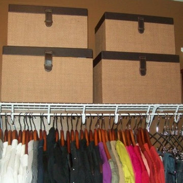 Small Walk-In Closet