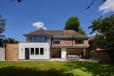 Inspiration for a contemporary house exterior in Hertfordshire.