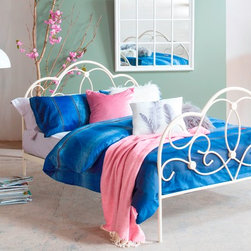 Autumn Winter '16 - Beds