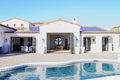 Inspiration for a pool remodel in San Diego