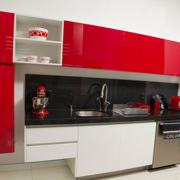 Modern High-Gloss Red Kitchen