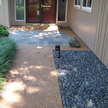 Chesterfield, Missouri custom exposed aggregate and sawn bluestone masonry porch