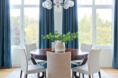 Dining room - transitional dining room idea in Montreal