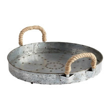 trays