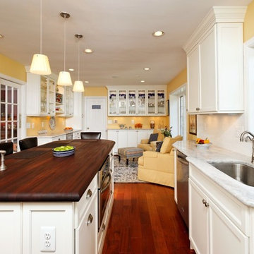 Bright, Cozy, Comfortable French Country Kitchen