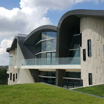 Manta Ray House