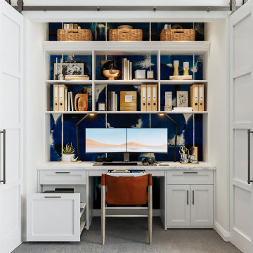 Cloffice ( office in a closet )