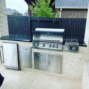 Outdoor Kitchen