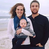 Kelsey Schilling's photo