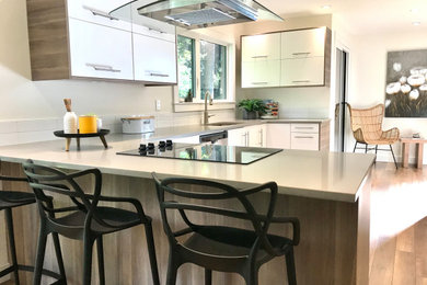 Example of a trendy kitchen design in Vancouver