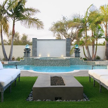 Santaluz - Posh Salt and Peppered Patio with Pool