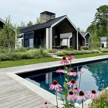 Outdoor Oasis for a contemporary Pod Style Home