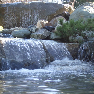 Northwestern Water Features