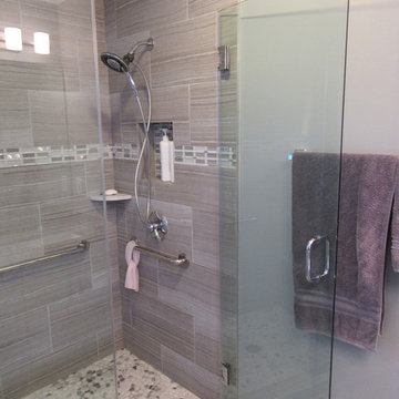 Modern Twists in a Master Bathroom