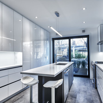 Modern and Functional Kitchen Renovation