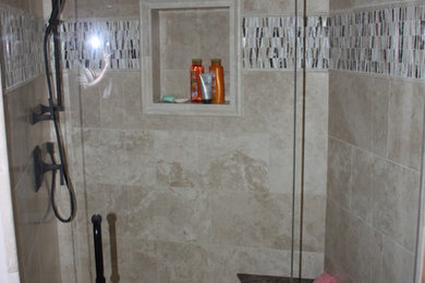 Bathroom - traditional bathroom idea in Salt Lake City