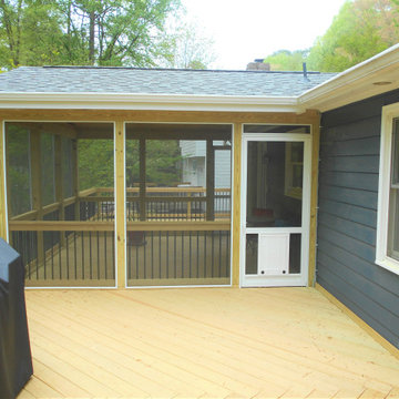 Screened In Porch with Doggy Door