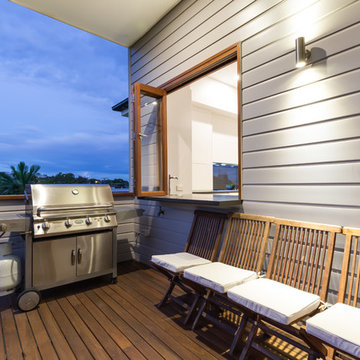 Blended Traditional & Contemporary Queenslander