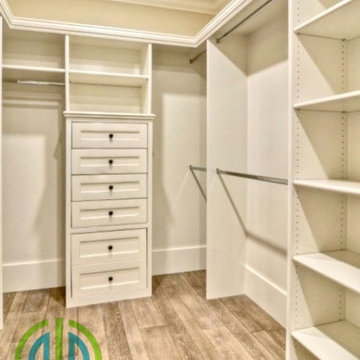 Walk in closet