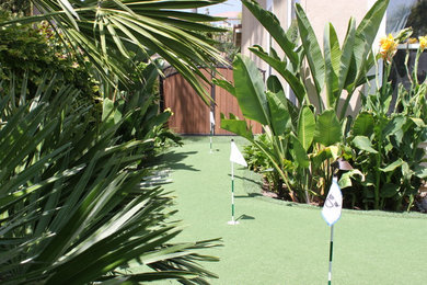 Design ideas for a traditional landscaping in Orange County.