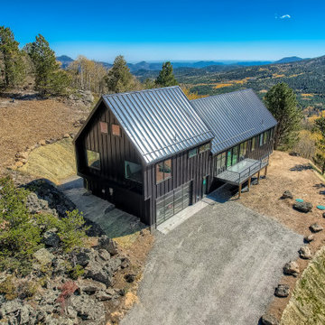Model Home ~ The "Silver Streak"