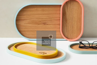 METAL AND WOOD SERVING TRAYS