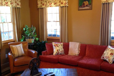 Country family room photo in New York