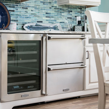 Palm Harbor Coastal Kitchen