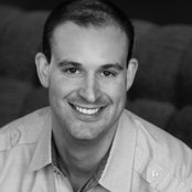 Nic Yavelak's photo