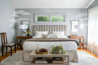 Example of a bedroom design in Los Angeles