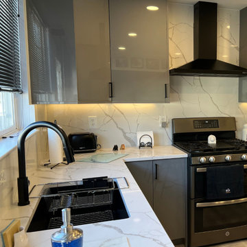 Sharon Roth's Kitchen
