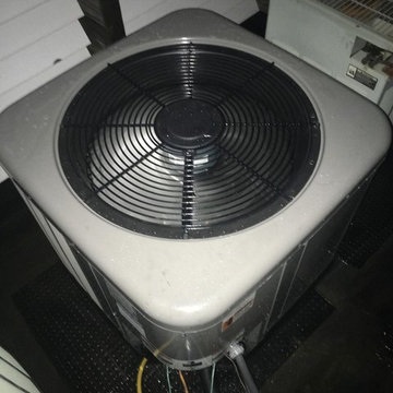 Rheem 1.5 ton 14 seer air conditioner  -First company 1.5 ton in the wall air ha