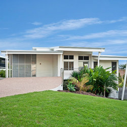 Bushland Beach Residence, Townsville, FNQ - Windows