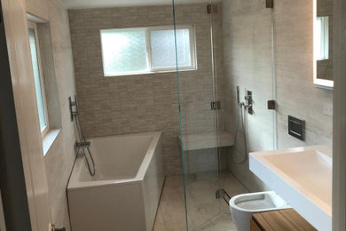 Example of a bathroom design in San Francisco