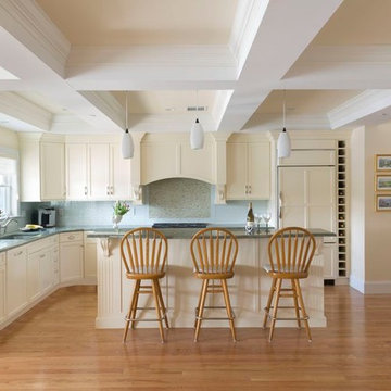 Village at South River | Custom Traditional Painted Kitchen