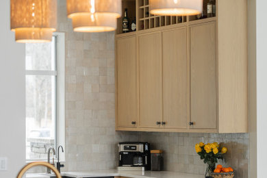 Kitchen photo in Detroit