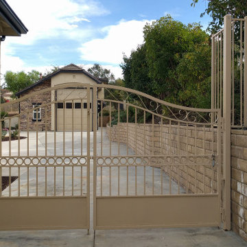 400 Whitegate Rd in Thousand Oaks - Magnificent Estate Property