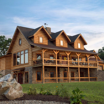 Log Home: Modern-Day Farmhouse