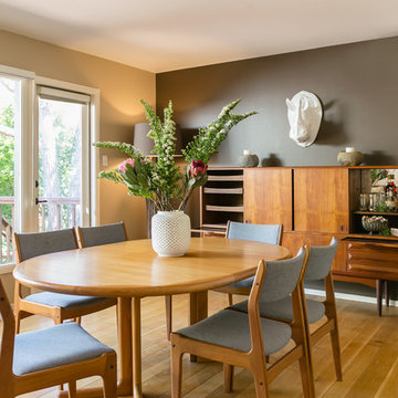 Mid Century Makeover in a Month
