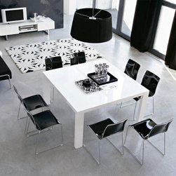 Dining Tables - Dining Sets