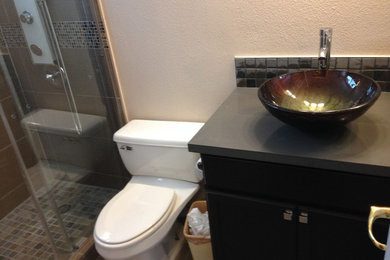 Minimalist bathroom photo in Santa Barbara
