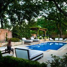 Courtyard & Pool