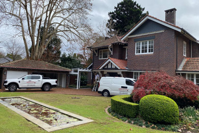 Traditional garage in Sydney.