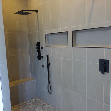 Bathroom in Columbia