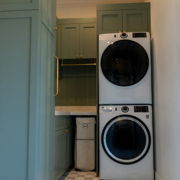 Moraga Laundry Room