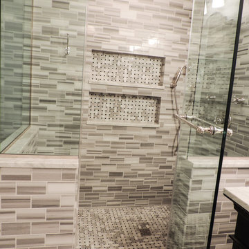 Oak Park Master Bathroom by kalHome